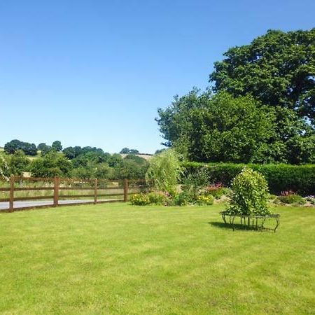Tynddol Bungalow Llanbadarn Fynydd Eksteriør bilde